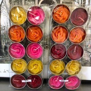 NWOT: Rose Tea-light Candle Set‎